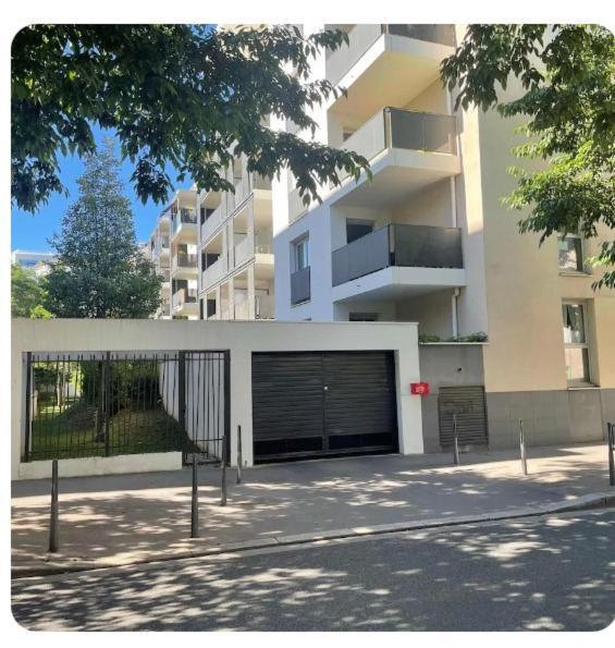 Elegant 45 M2 Lyon 6 + Garage. Idealement Situe Esterno foto